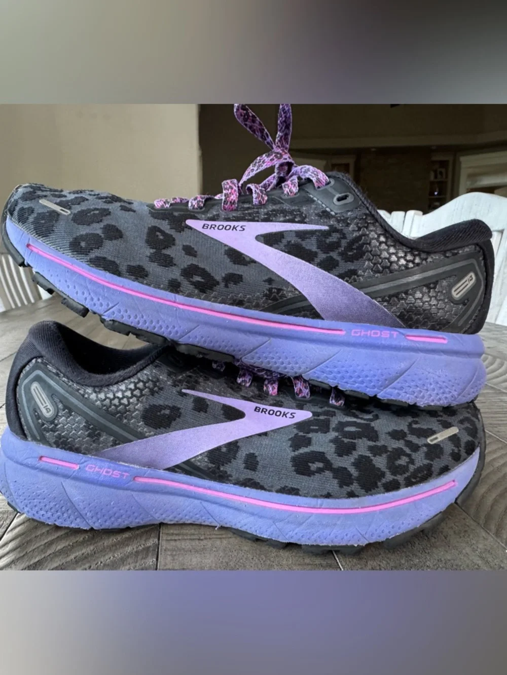 Brooks Ghost 14 - Electric Cheetah Running Shoes Women’s Size 7 (Medium B) - Picture 6 of 12